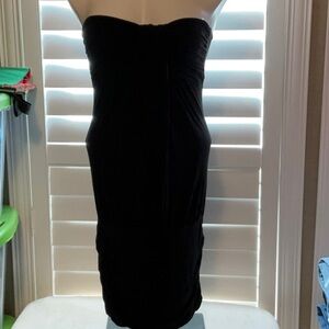 a'gaci Classic Black Strapless Dress